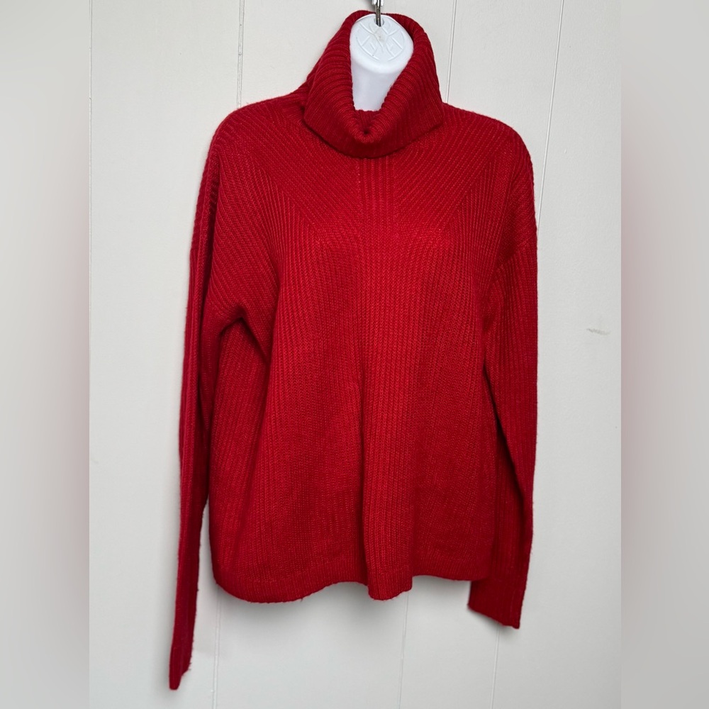 Modstrom Women’s Scarlet Acrylic Turtleneck Sweater with Ribbed Design Size M